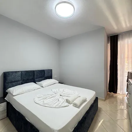 Kroi Apartment, By The Sea Apartment Golem (Tirana)